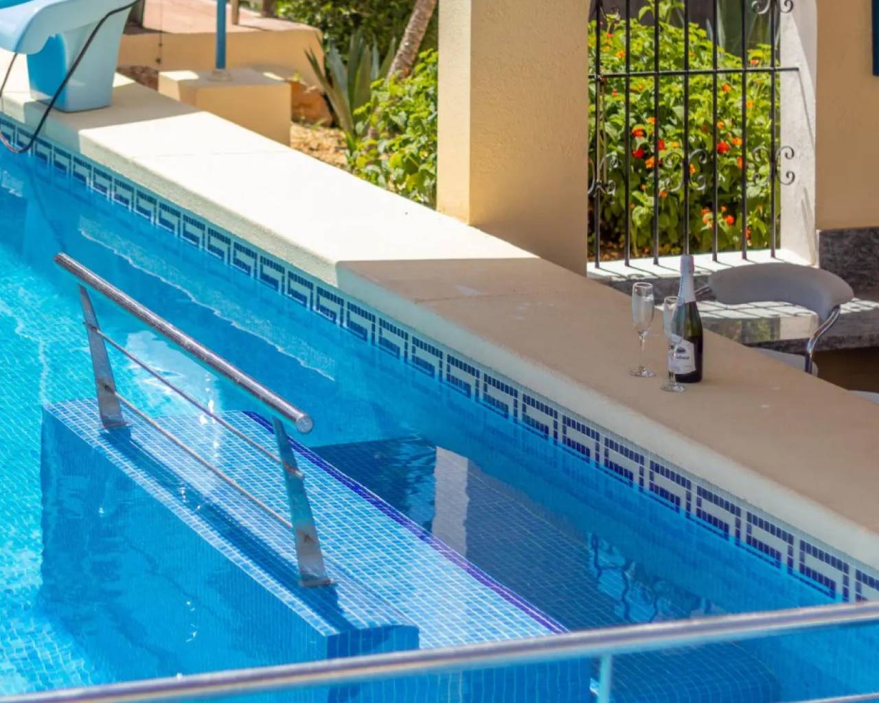 Sales - Detached villa - Javea