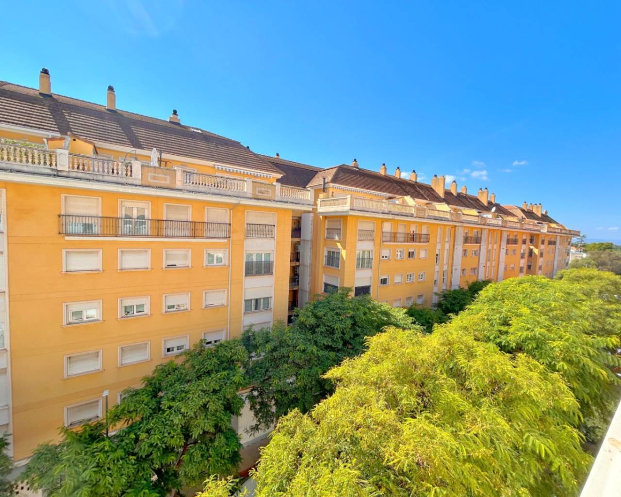 Sales - Apartment - Denia