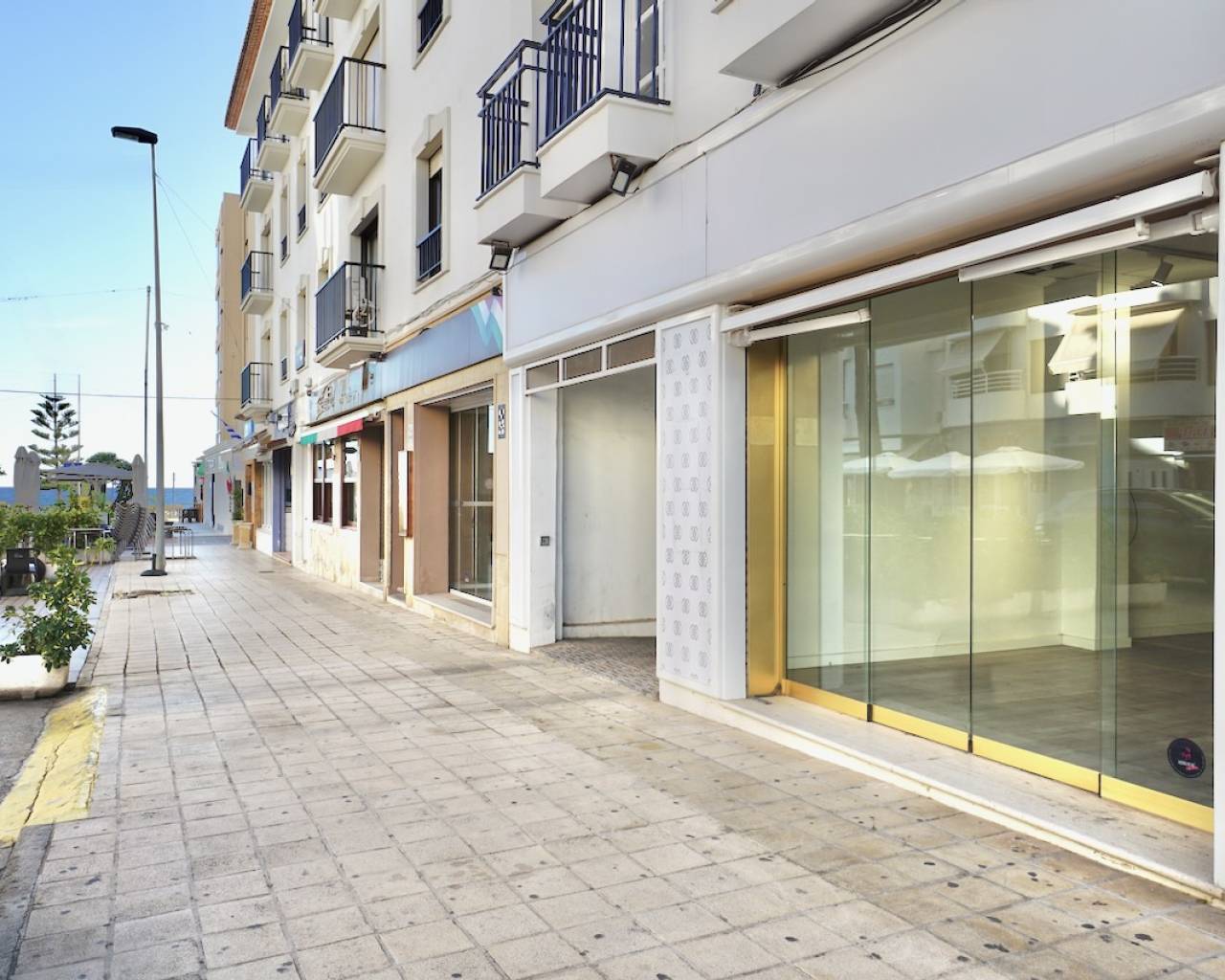 Sales - Business - Moraira - Moraira Centre