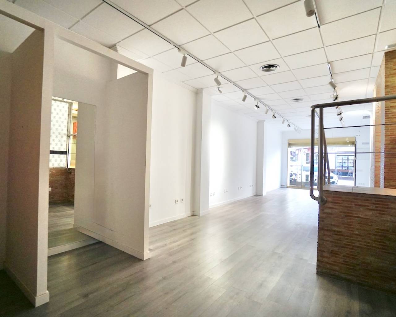 Sales - Business - Moraira - Moraira Centre