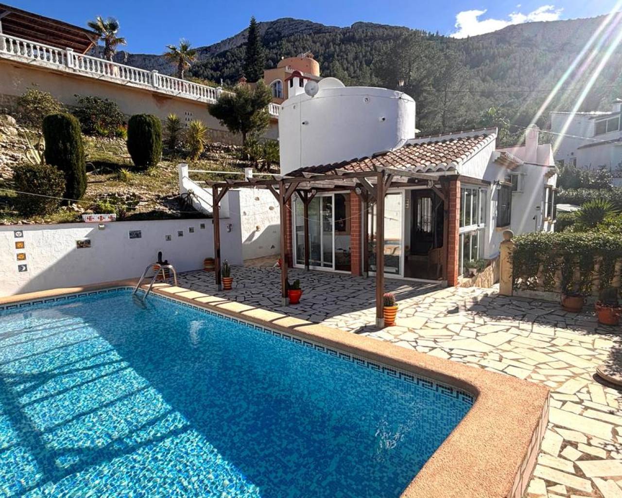 Sales - Detached villa - Denia