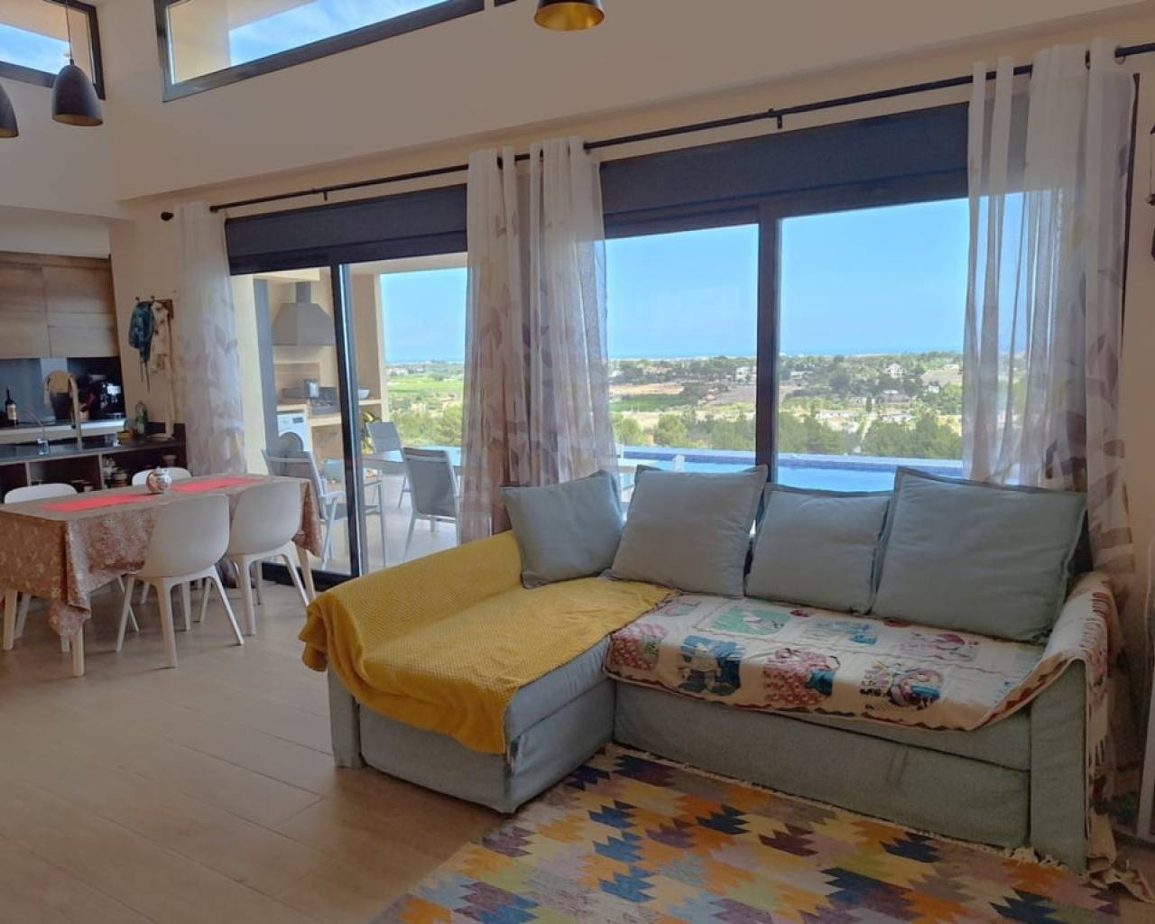 Sales - Detached villa - Denia