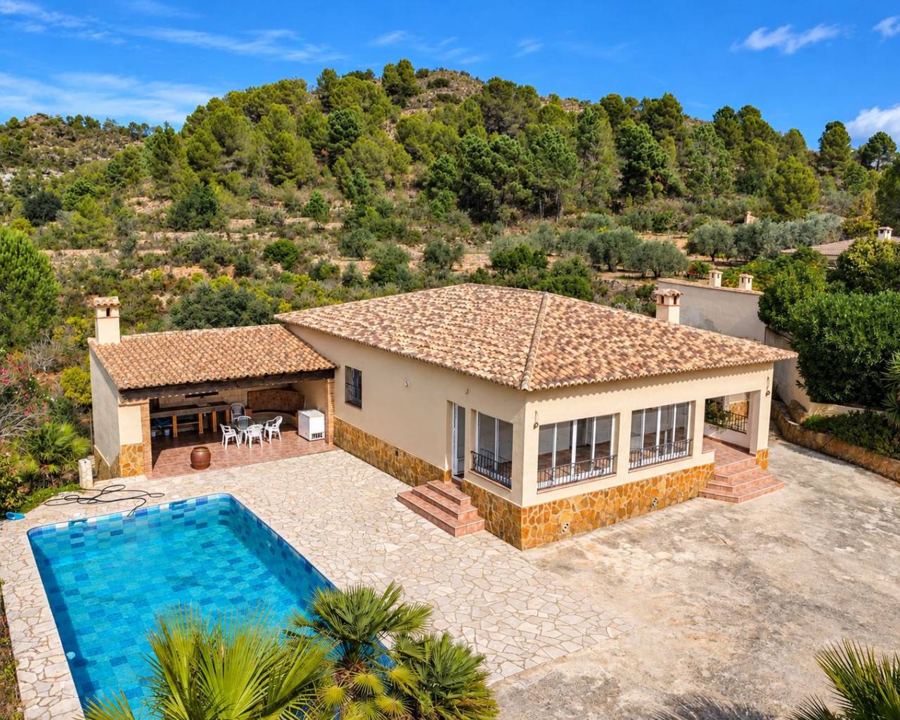 Sales - Detached villa - Cuatretonda