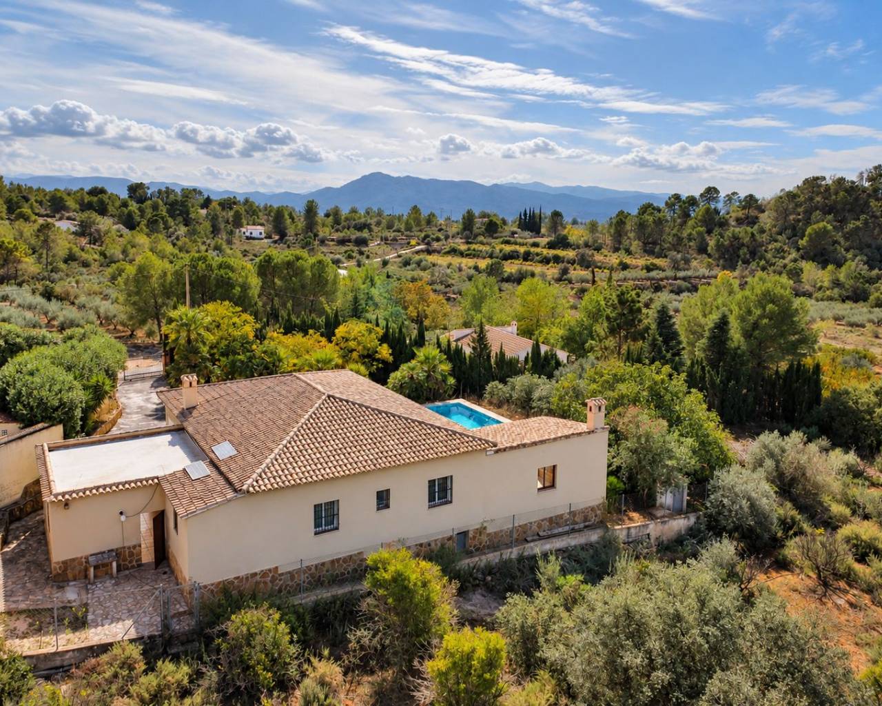 Sales - Detached villa - Cuatretonda