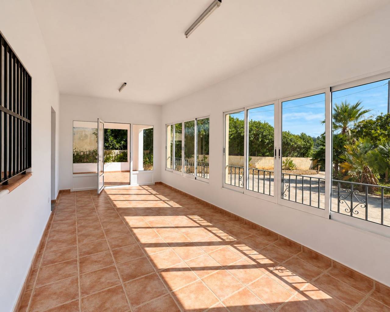 Sales - Detached villa - Cuatretonda