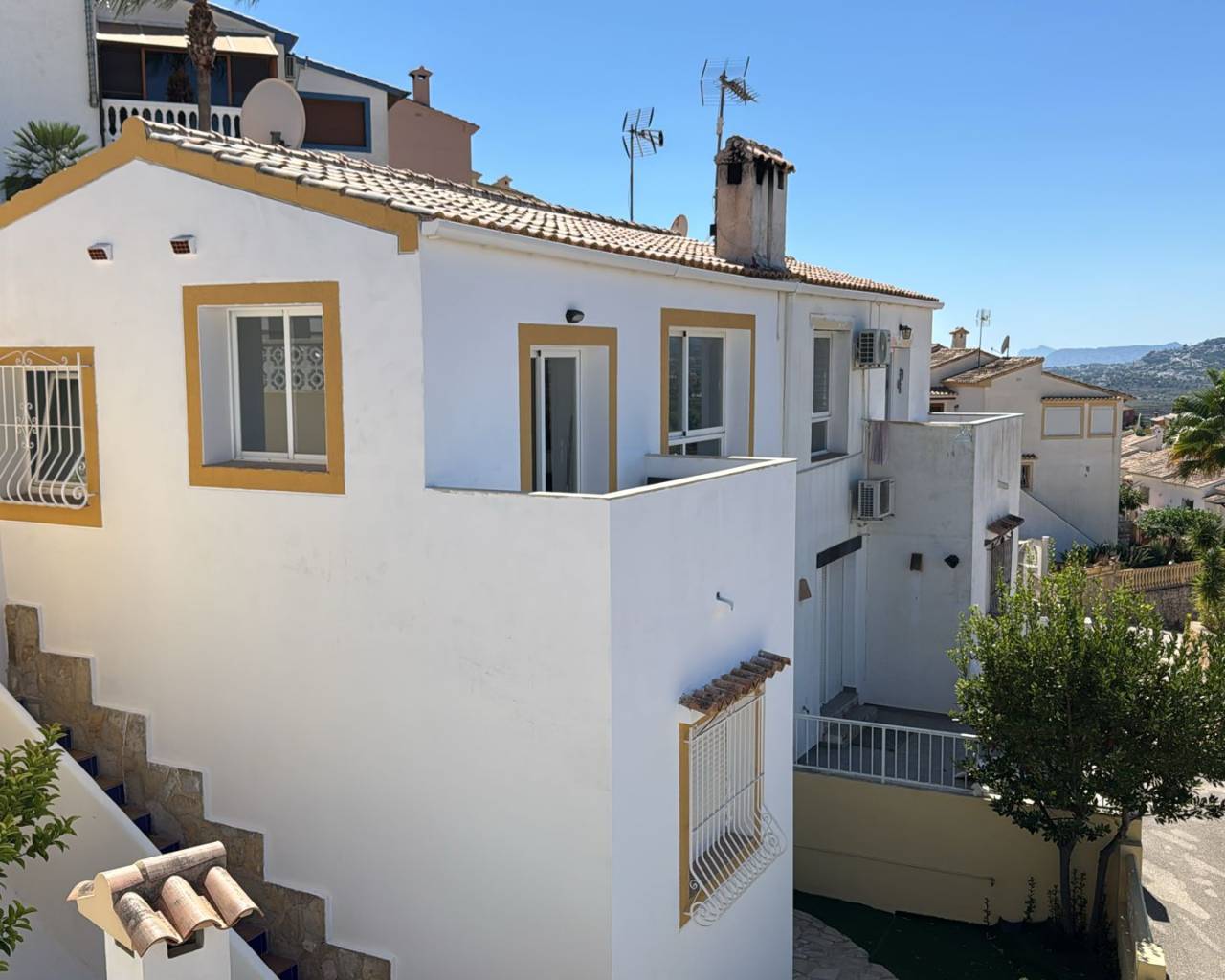 Sales - Semi-detached villa - Javea