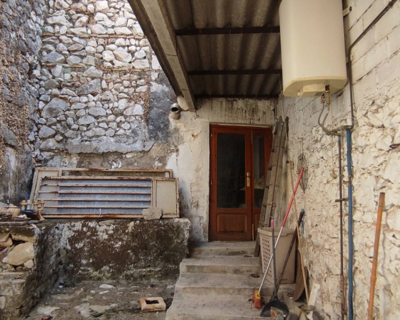 Sales - Village house - Orba Valley - Sagra