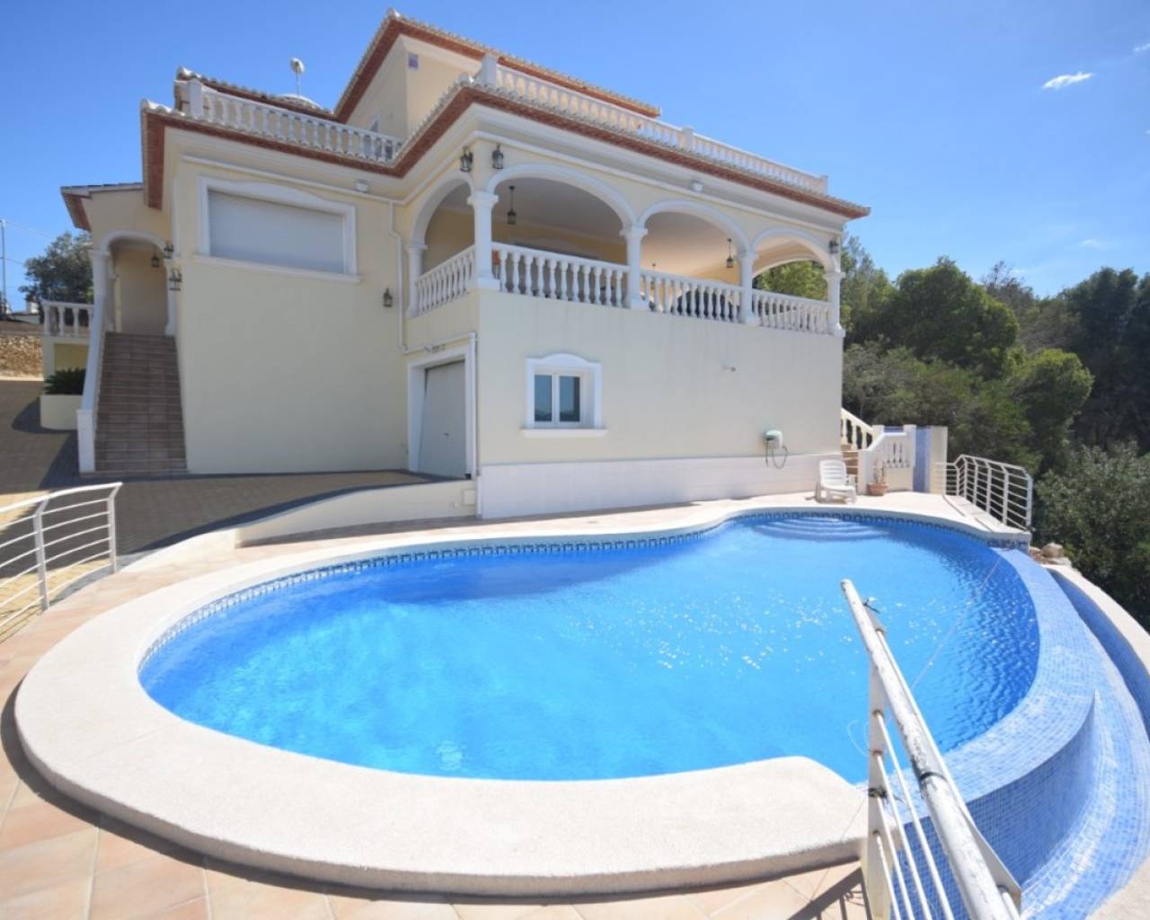 Sales - Detached villa - Javea