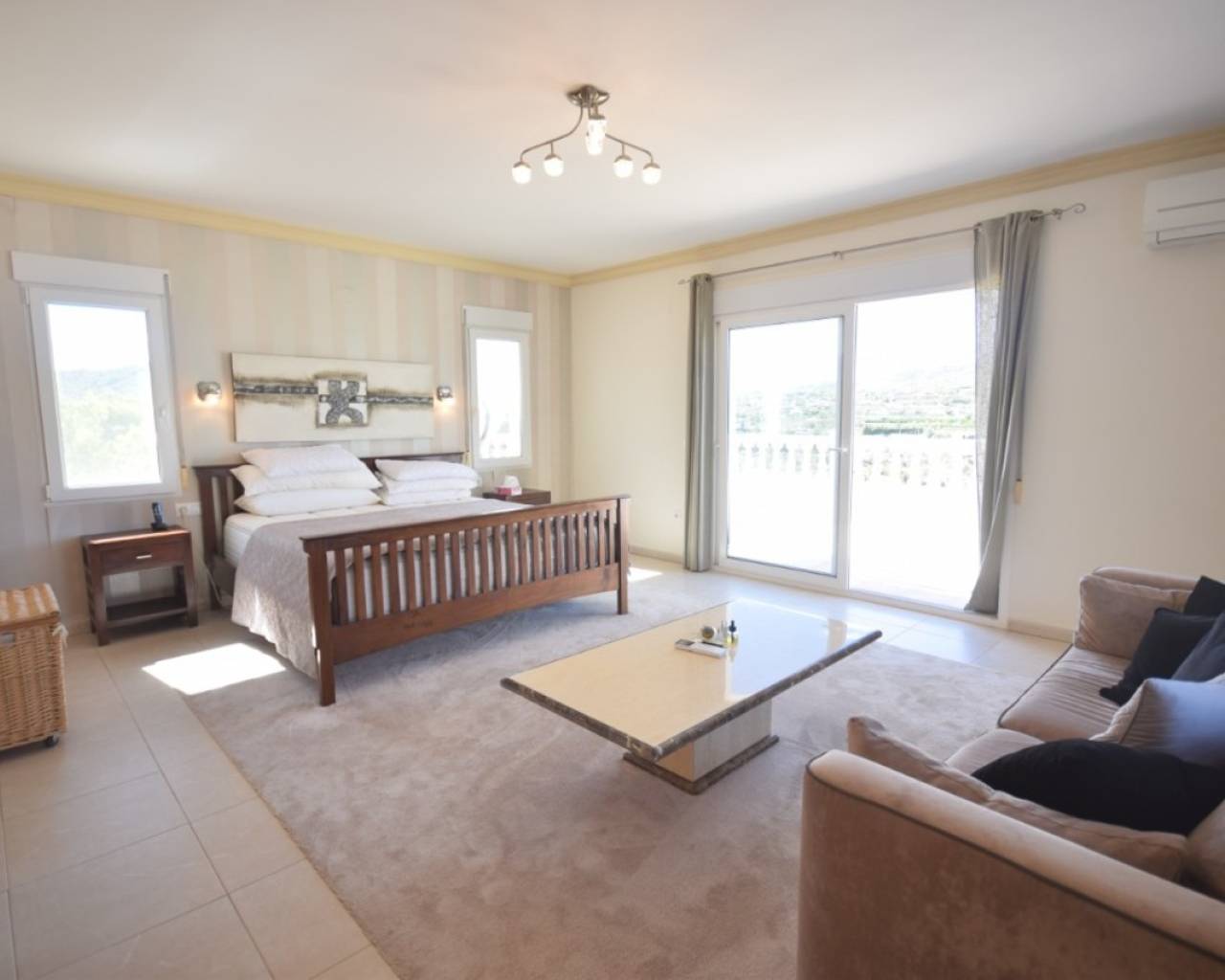 Sales - Detached villa - Javea