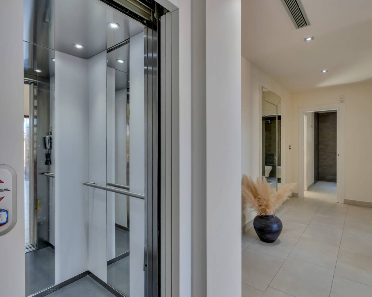Sales - Detached villa - Javea