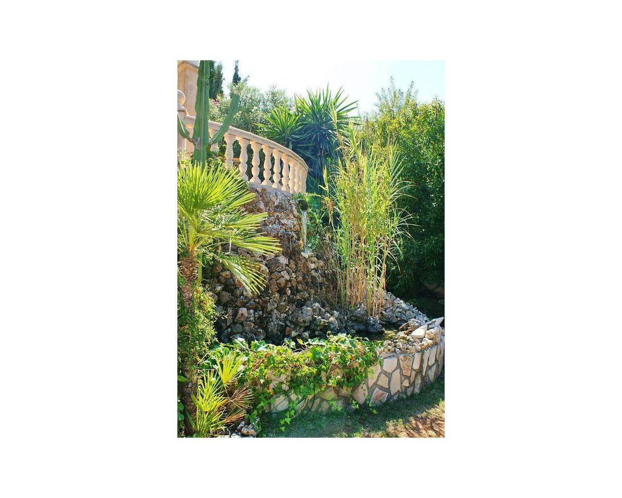 Sales - Detached villa - Javea