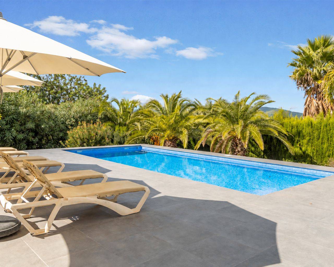 Sales - Detached villa - Javea