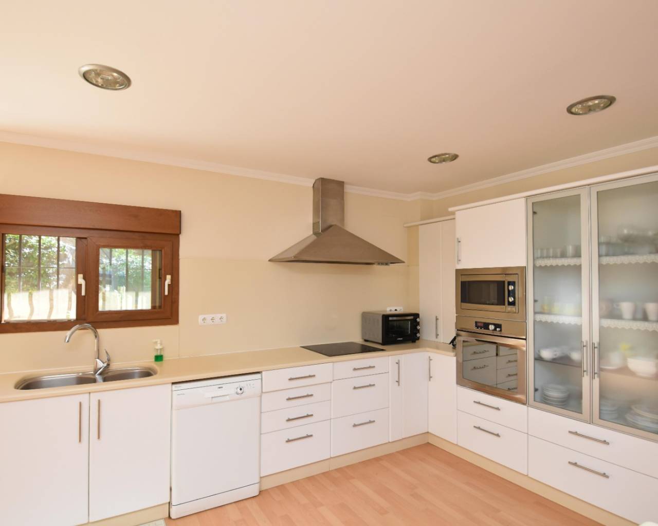 Sales - Detached villa - Denia