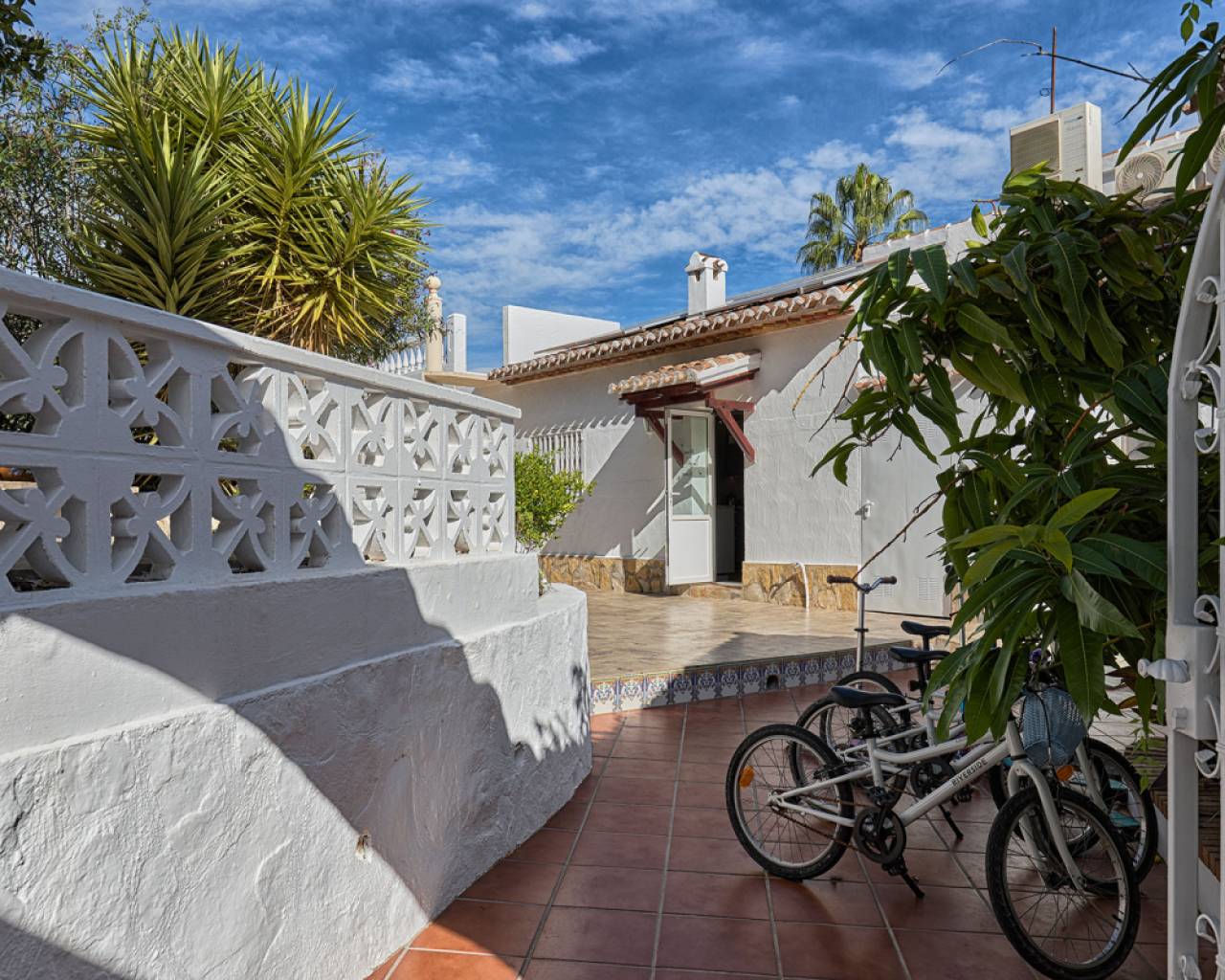 Sales - Detached villa - Javea