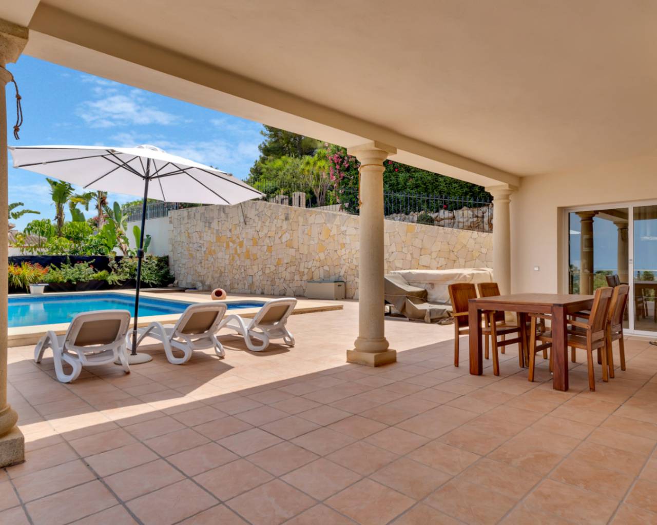 Sales - Detached villa - Javea