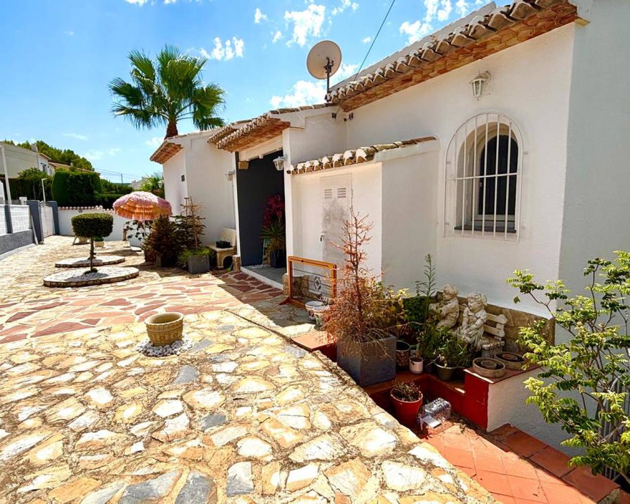 Sales - Detached villa - Javea