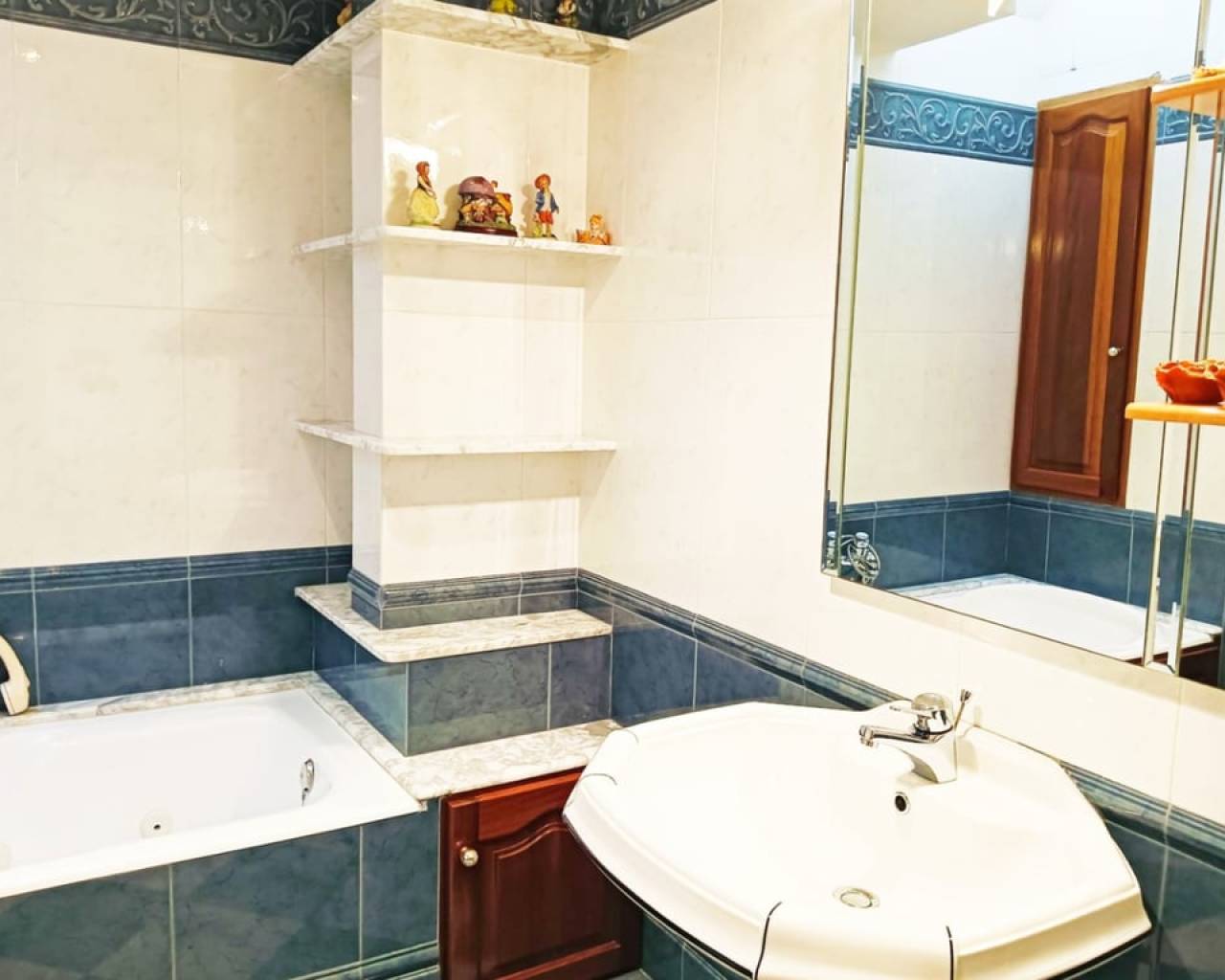 Sales - Village house - Oliva