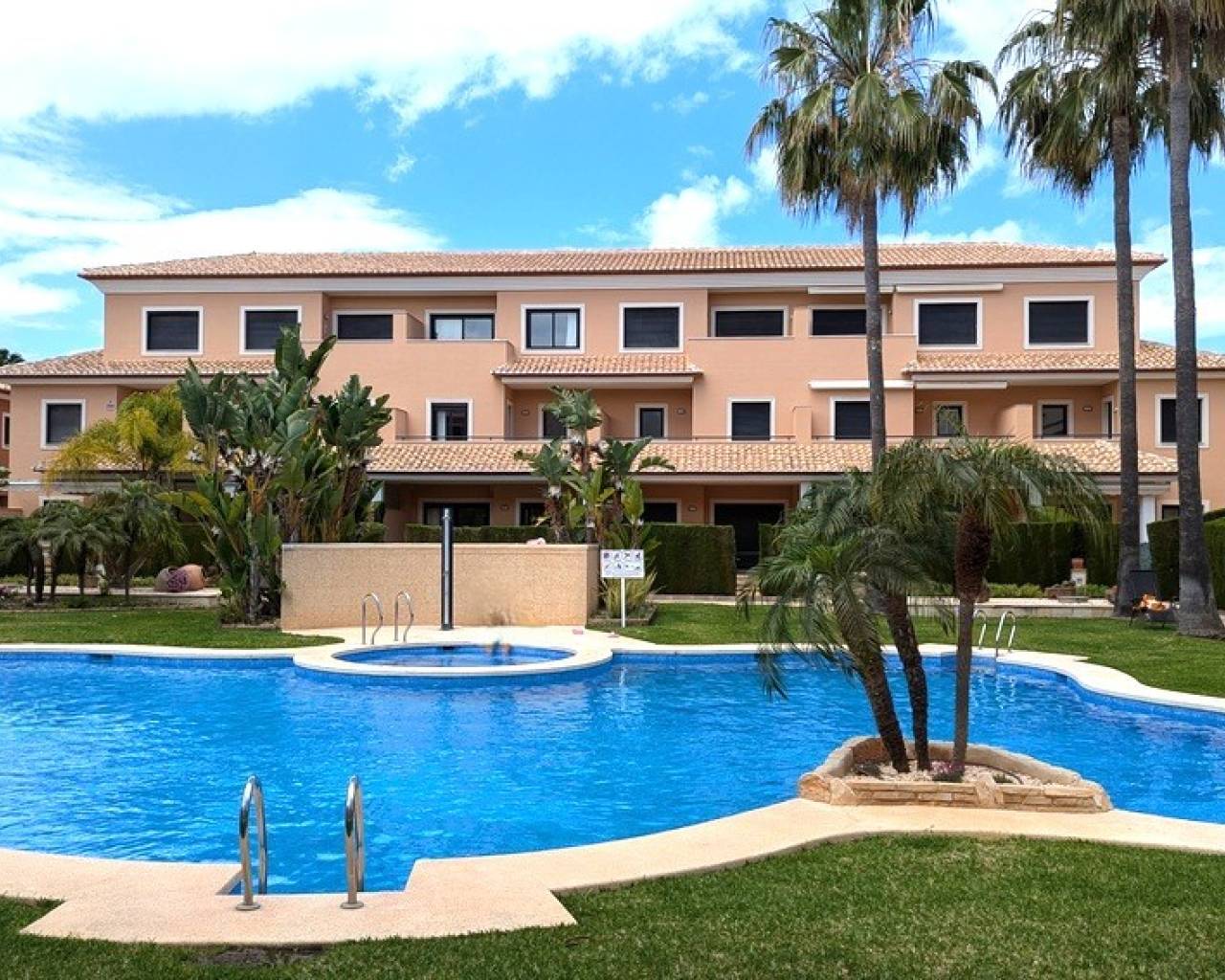 Venta - Casa de pueblo - Javea