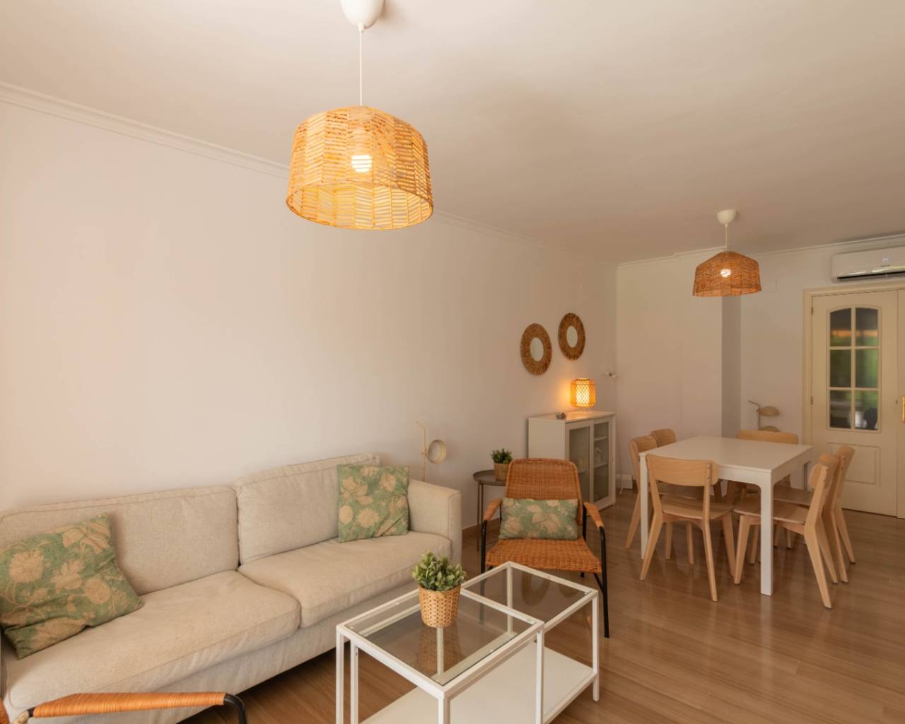 Alquileres de larga temporada - Apartamento - Javea