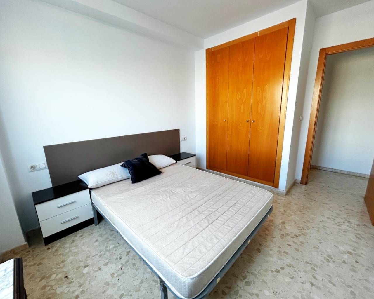 Venta - Apartamento - Oliva - Pueblo