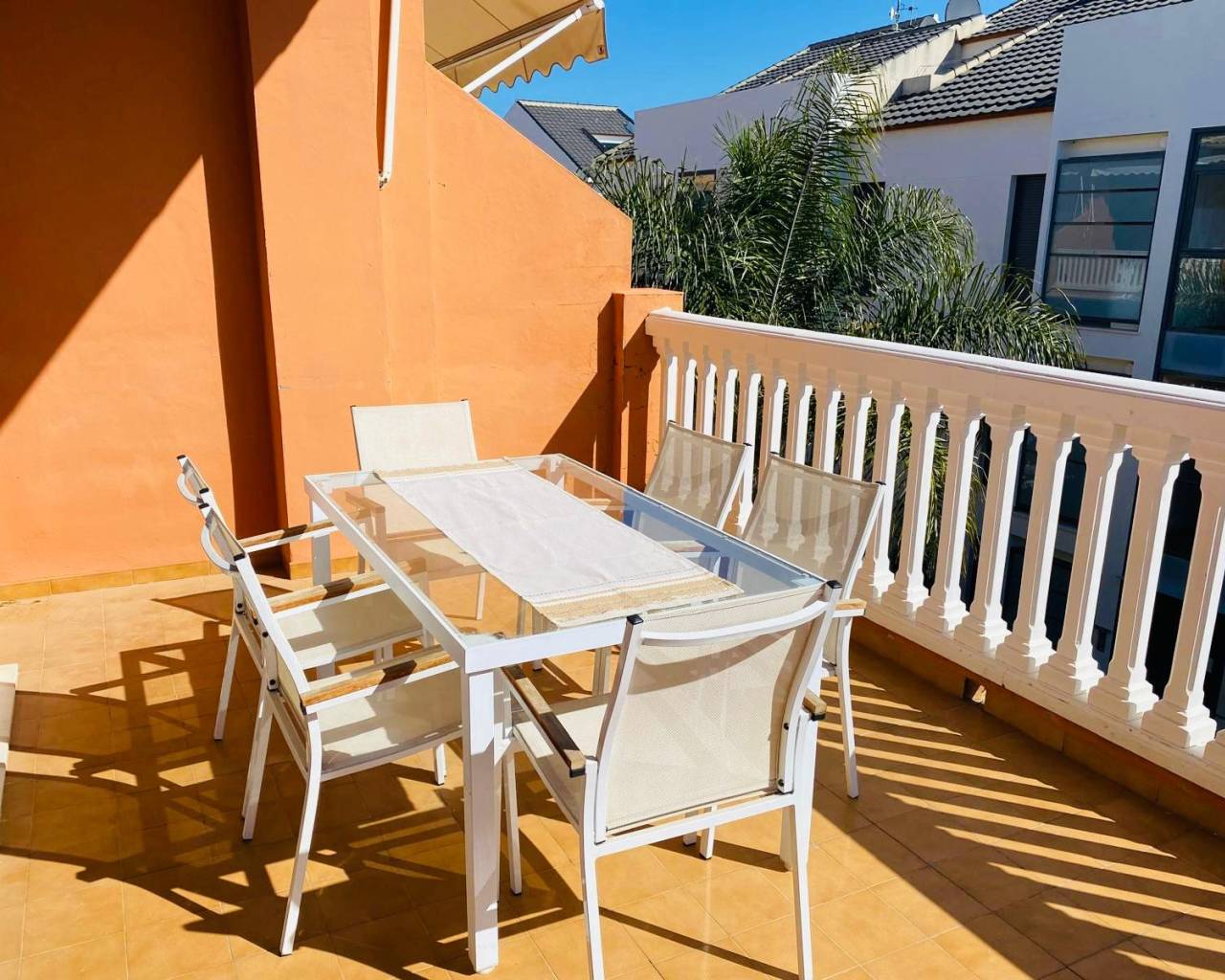 Alquileres de larga temporada - Apartamento - Javea