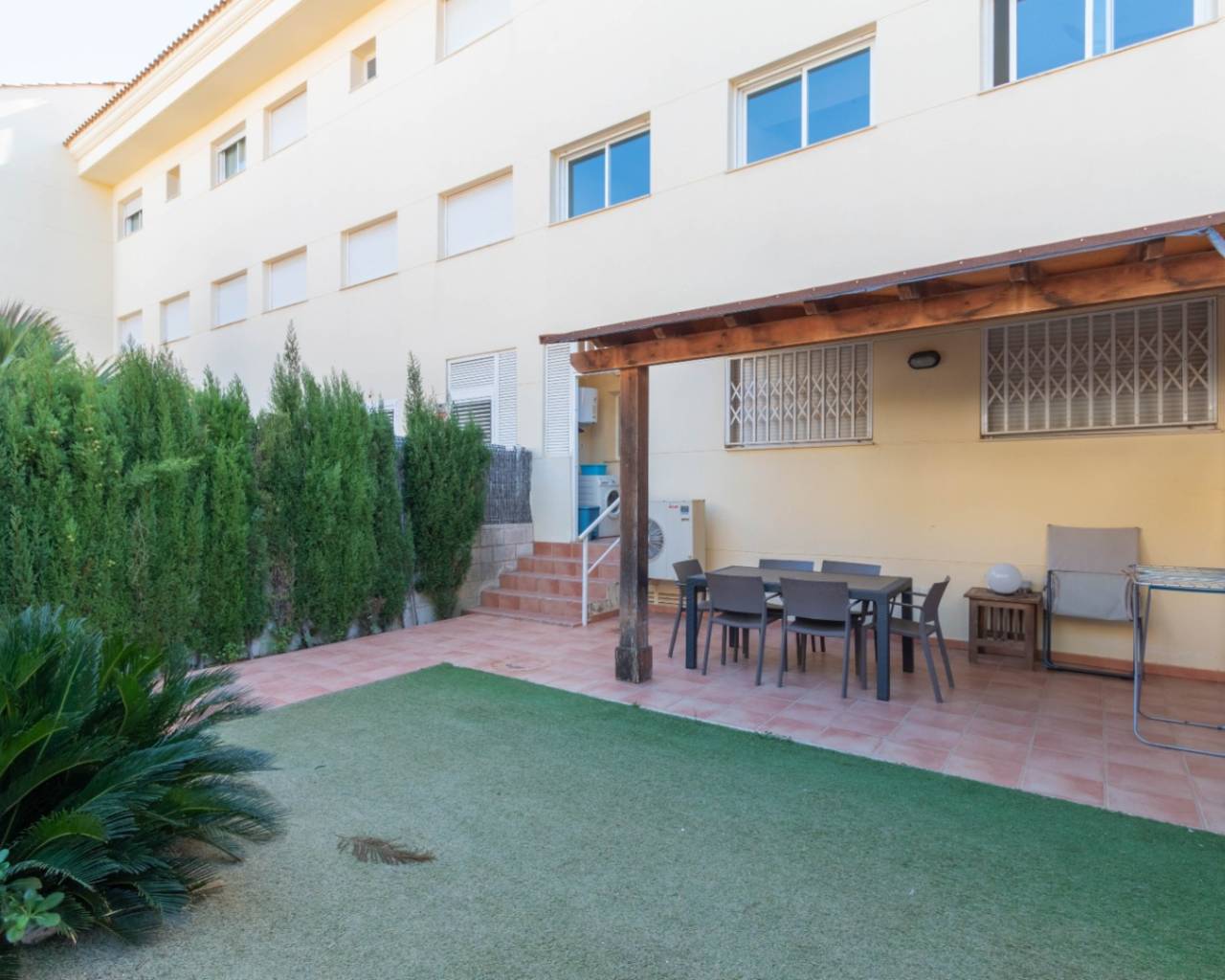 Alquileres de larga temporada - Apartamento - Javea