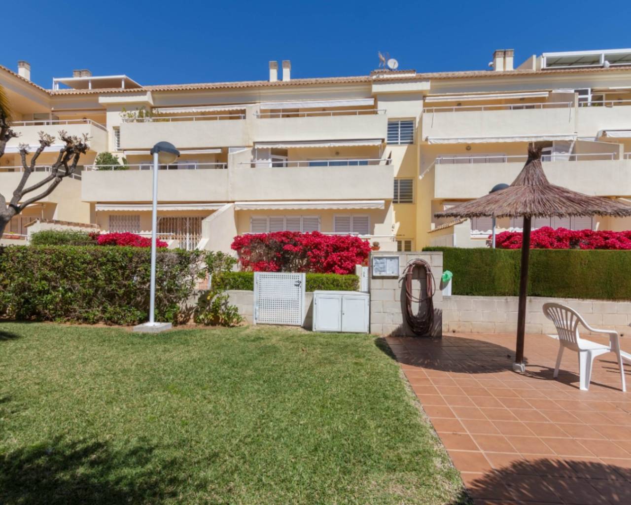 Alquileres de larga temporada - Apartamento - Javea