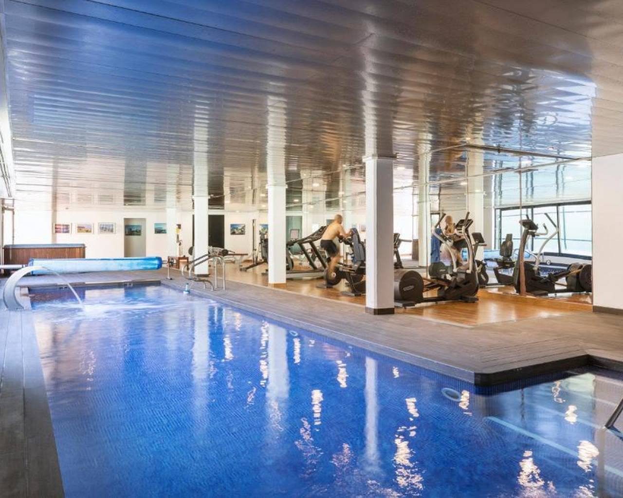 Alquileres de larga temporada - Apartamento - Javea