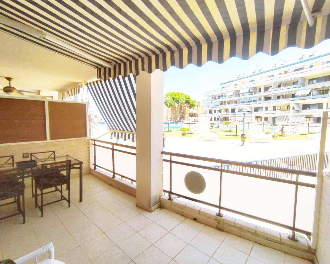 Sales - Apartment - Denia