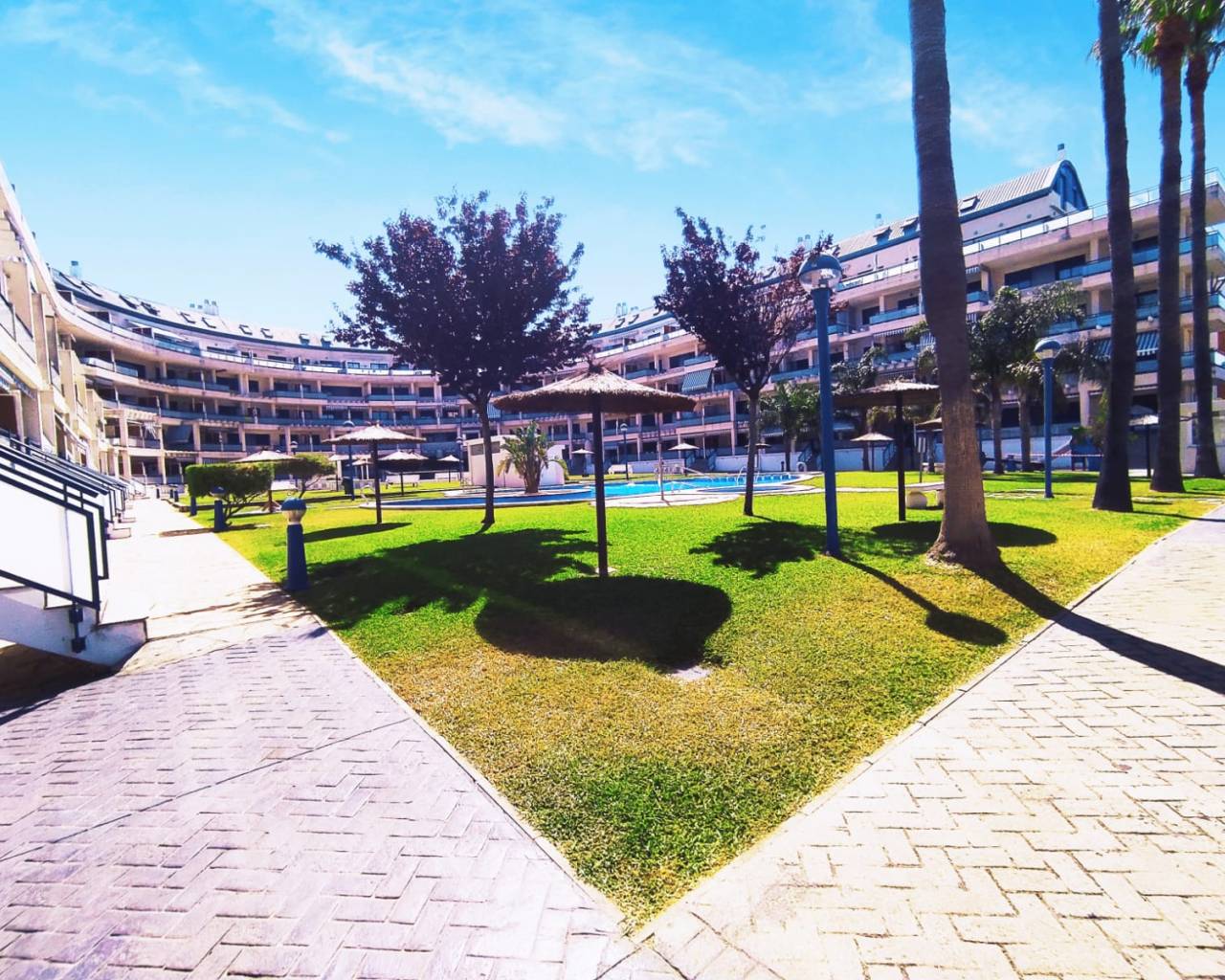 Sales - Apartment - Denia