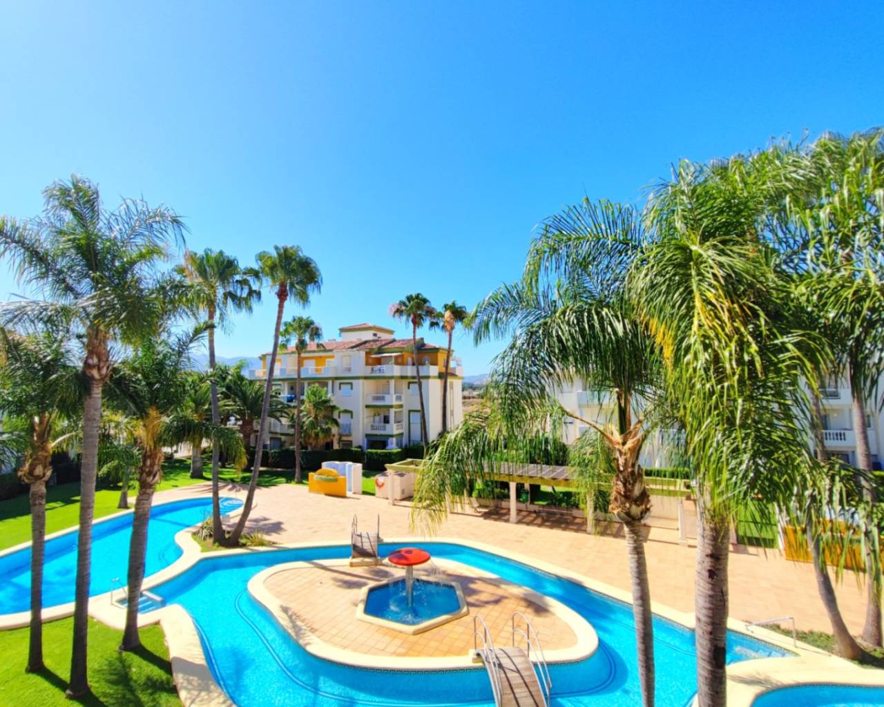 Sales - Apartment - Denia