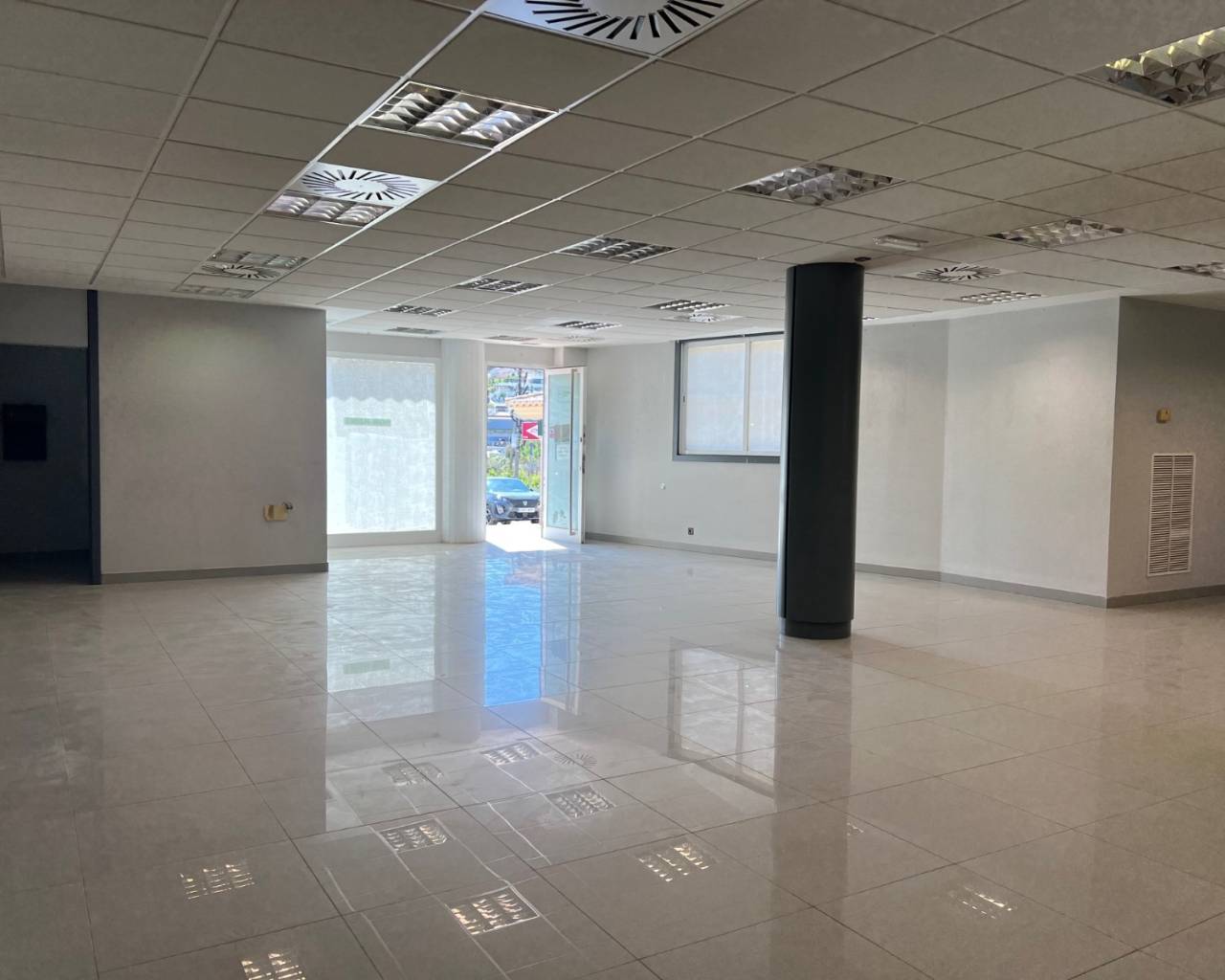 Rental - Business - Moraira - Solpark