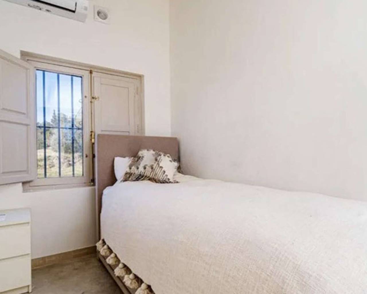 Sales - Finca - Jesús Pobre - Jesus Pobre