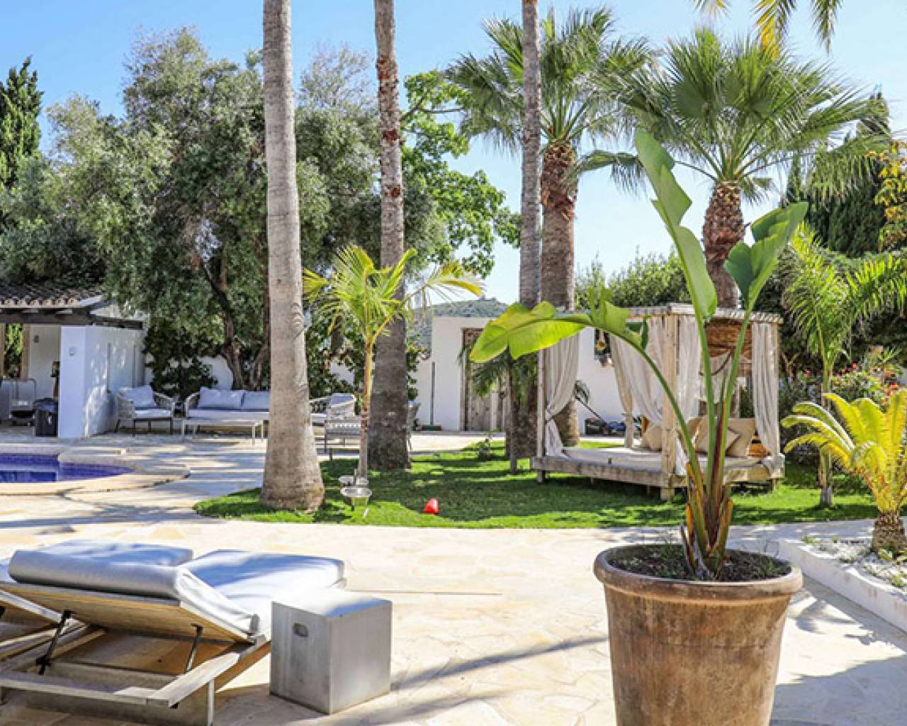 Sales - Finca - Jesús Pobre - Jesus Pobre