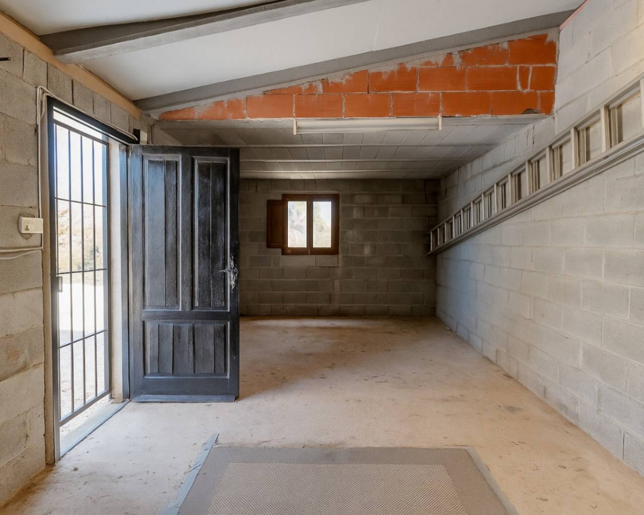 Продажа - Дом в рустикальном стиле - Теулада - Teulada