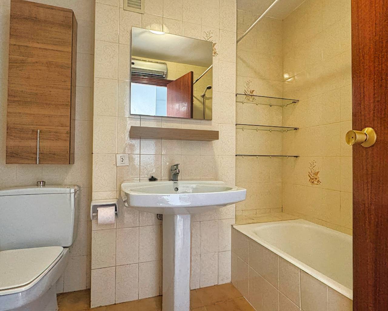 Продажа - Апартамент - Хавеа - Arenal Beach