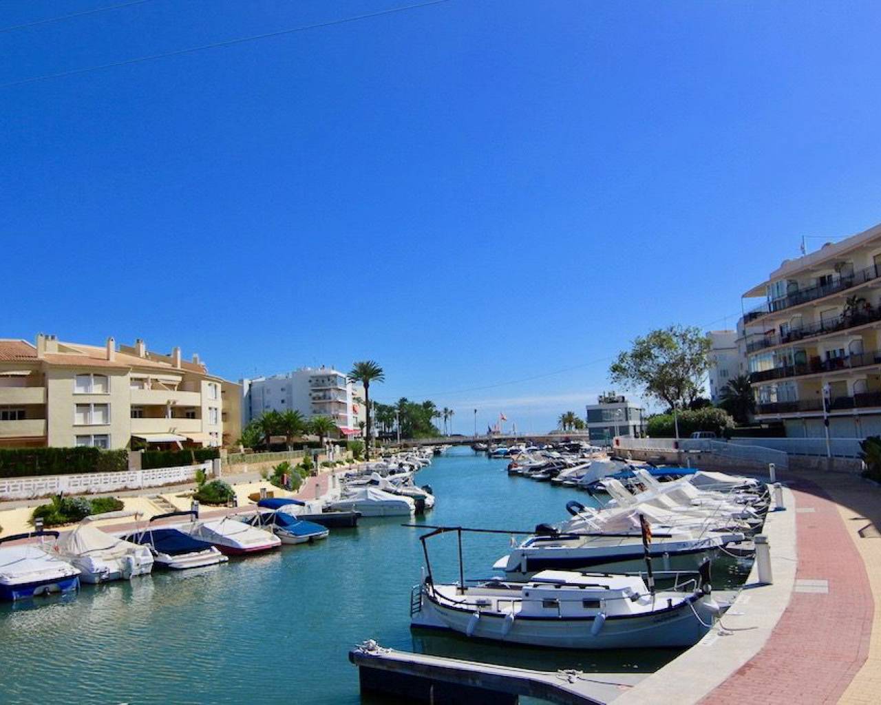 Продажа - Коммерческая недвижимость - Хавеа - El Arenal