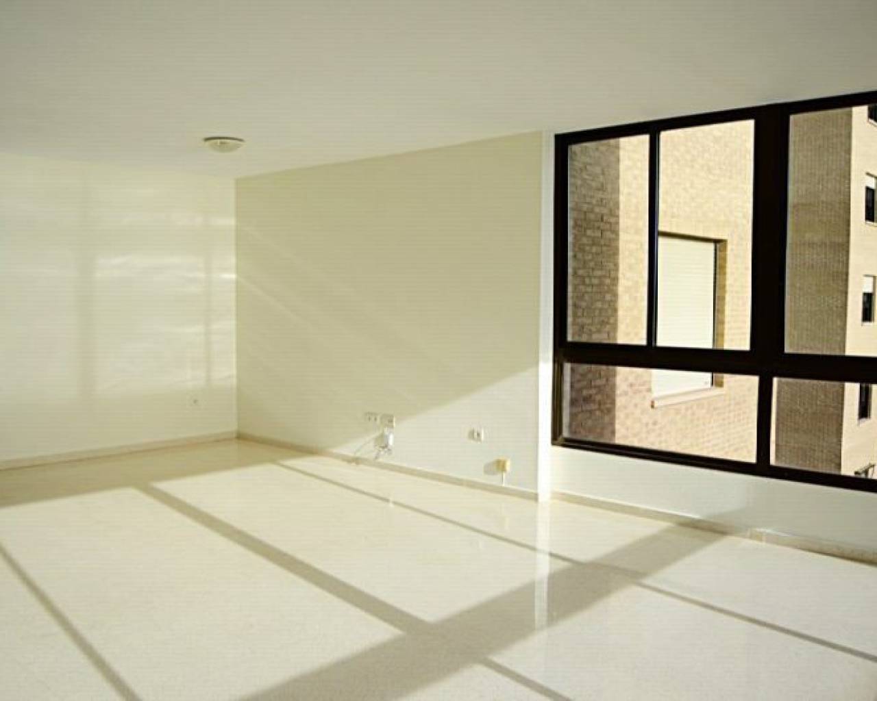 Продажа - Апартамент - Другие - Playa Poniente