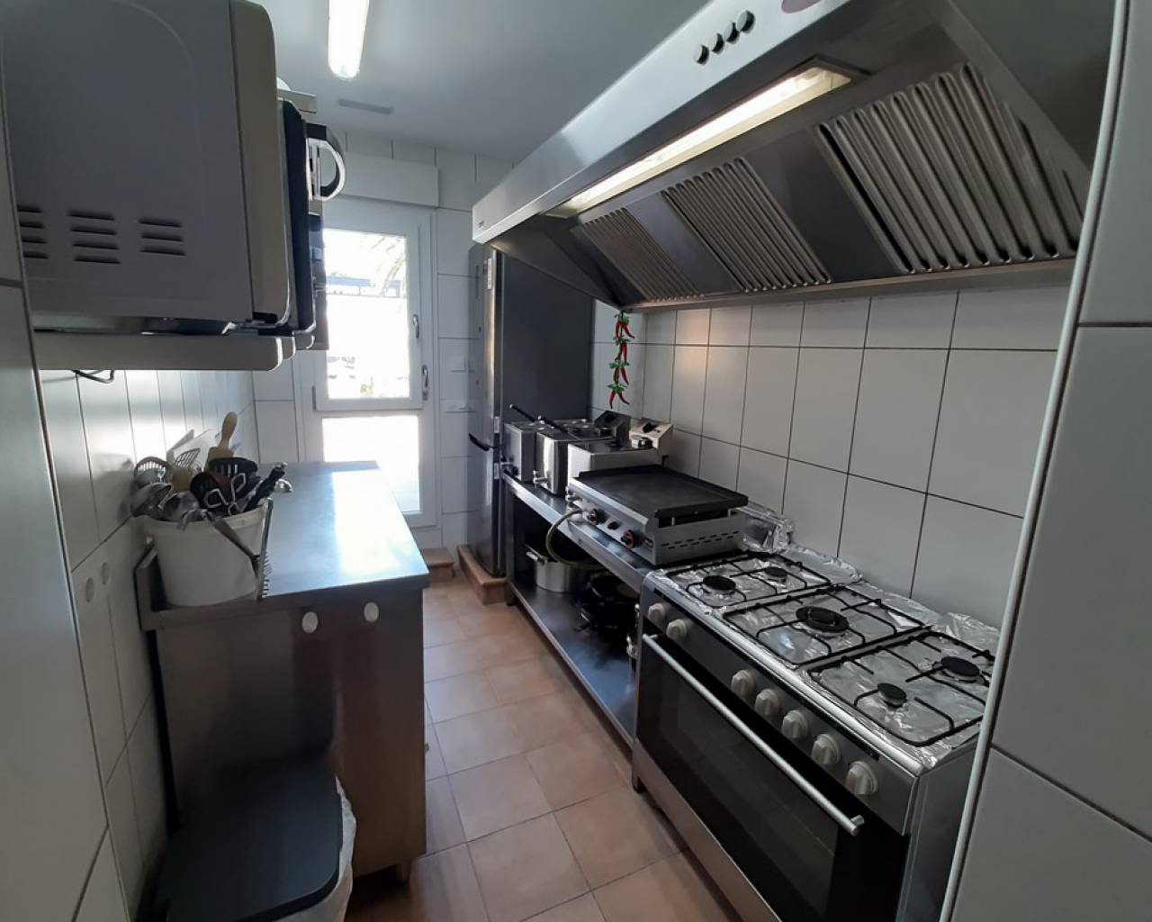 Продажа - Коммерческая недвижимость - Бенисса - Benissa