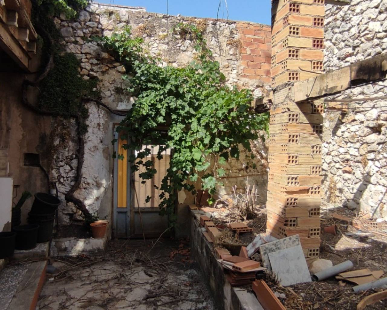 Продажа - Загородный дом - Долина Орбы - Sagra