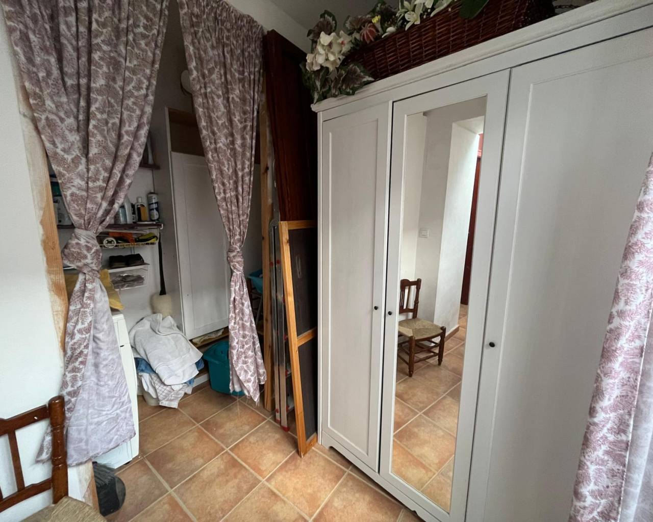 Продажа - Загородный дом - Долина Орбы - Orba