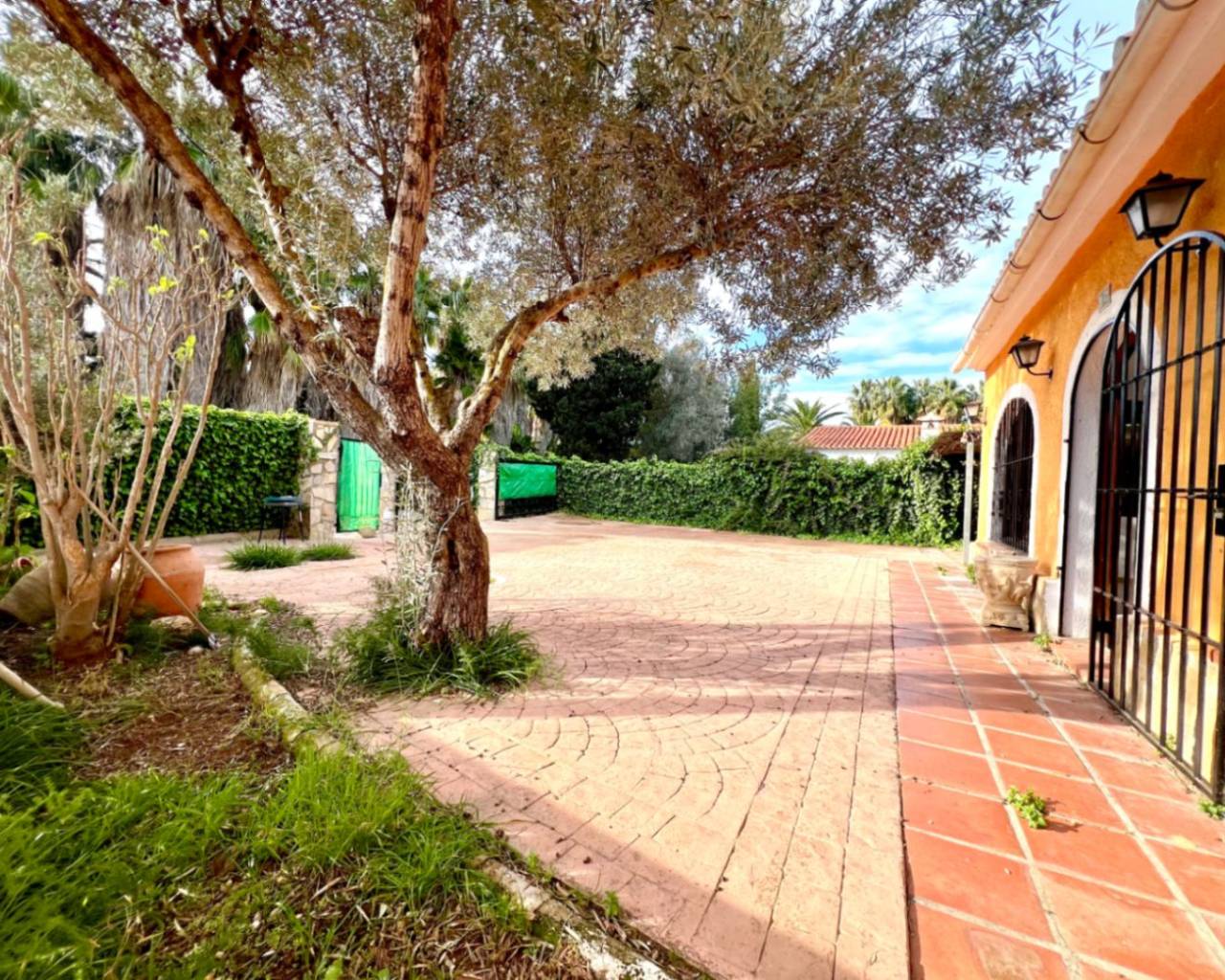 Продажа - Вилла - Хавеа - El Arenal