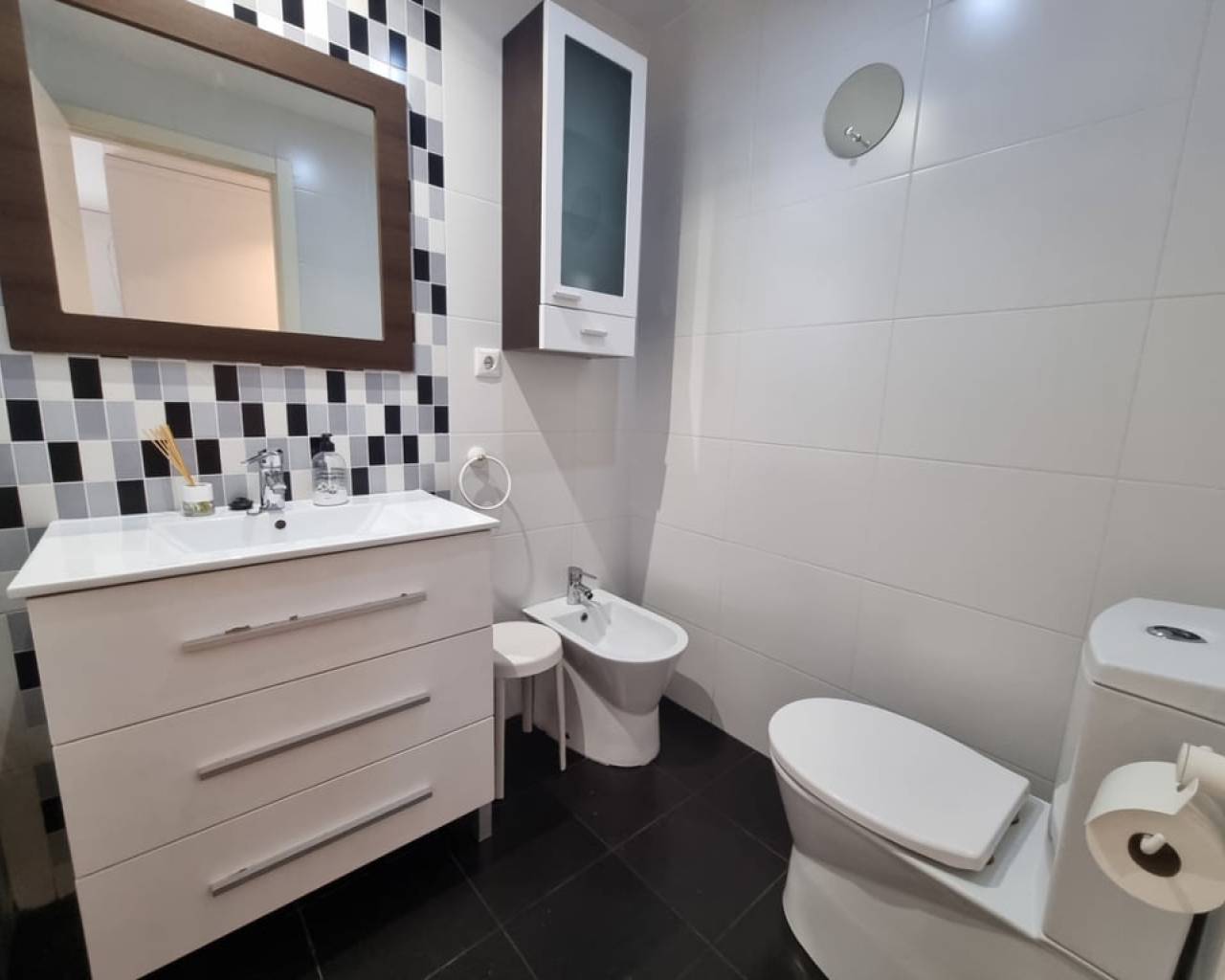 Продажа - Апартамент - Guardamar de la Safor