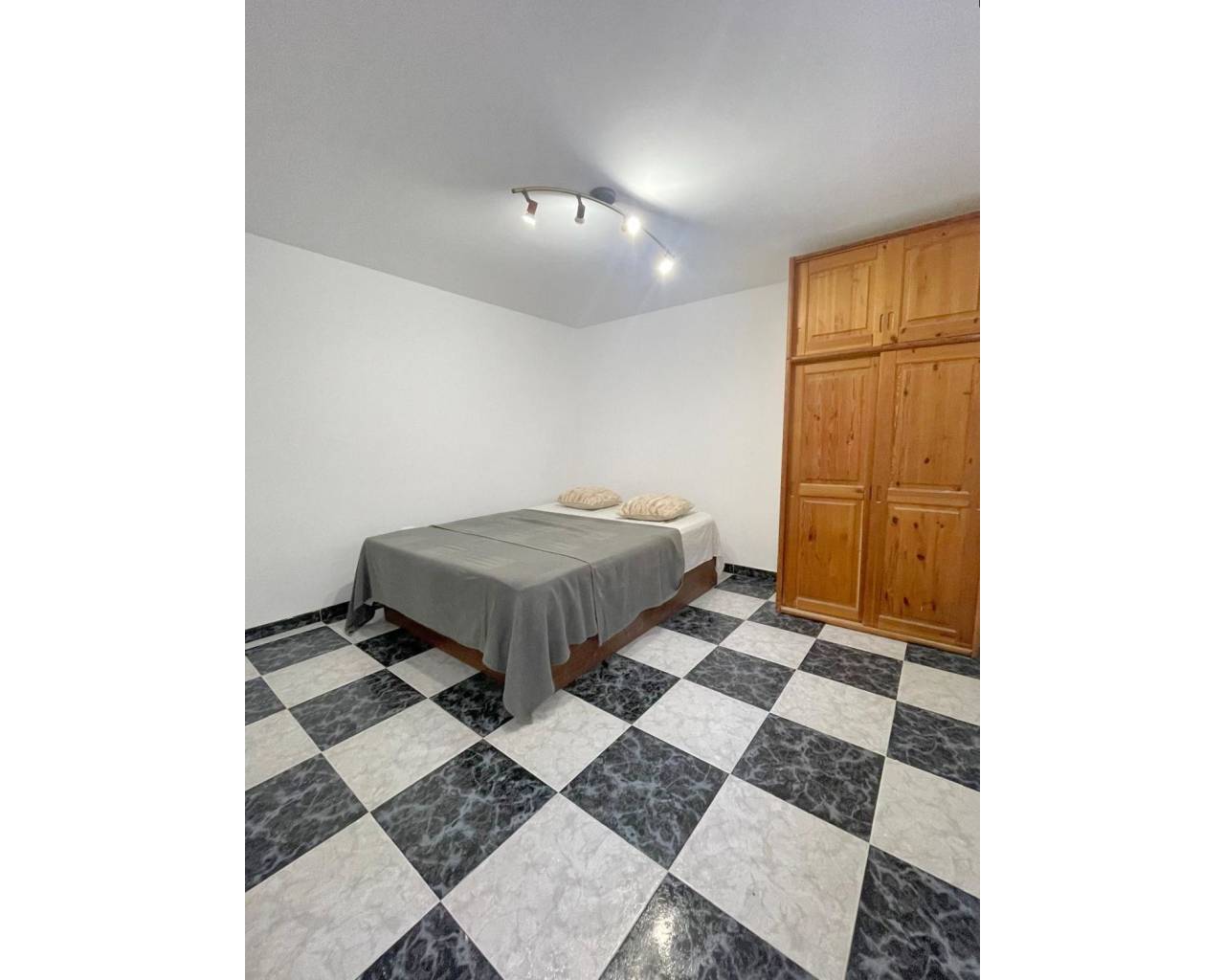 Продажа - Полусмежный дом - Хавеа - Javea