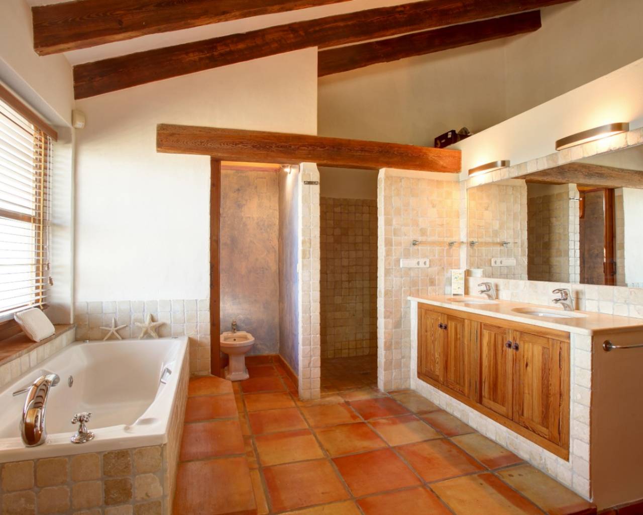 Продажа - Дом в рустикальном стиле - Морайра - Moraira