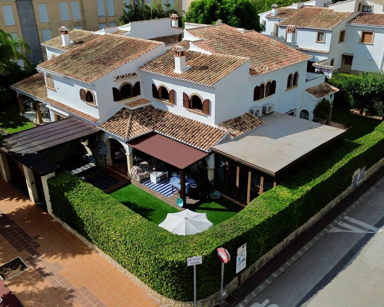 Sales - Linked villa - Xàbia - Avda. Augusta