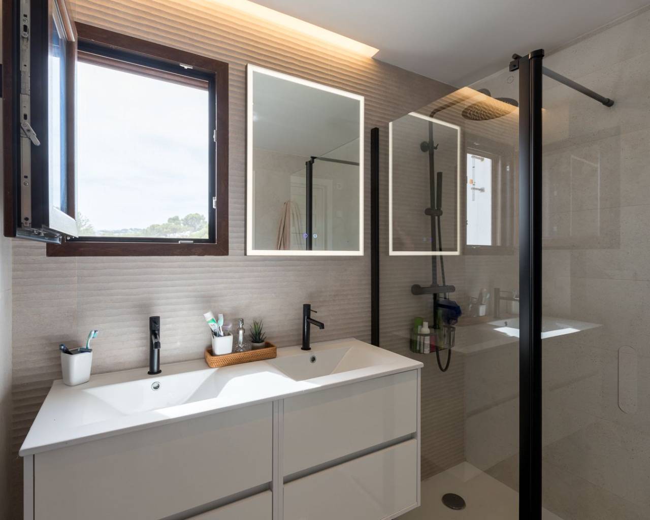 Sales - Linked villa - Javea