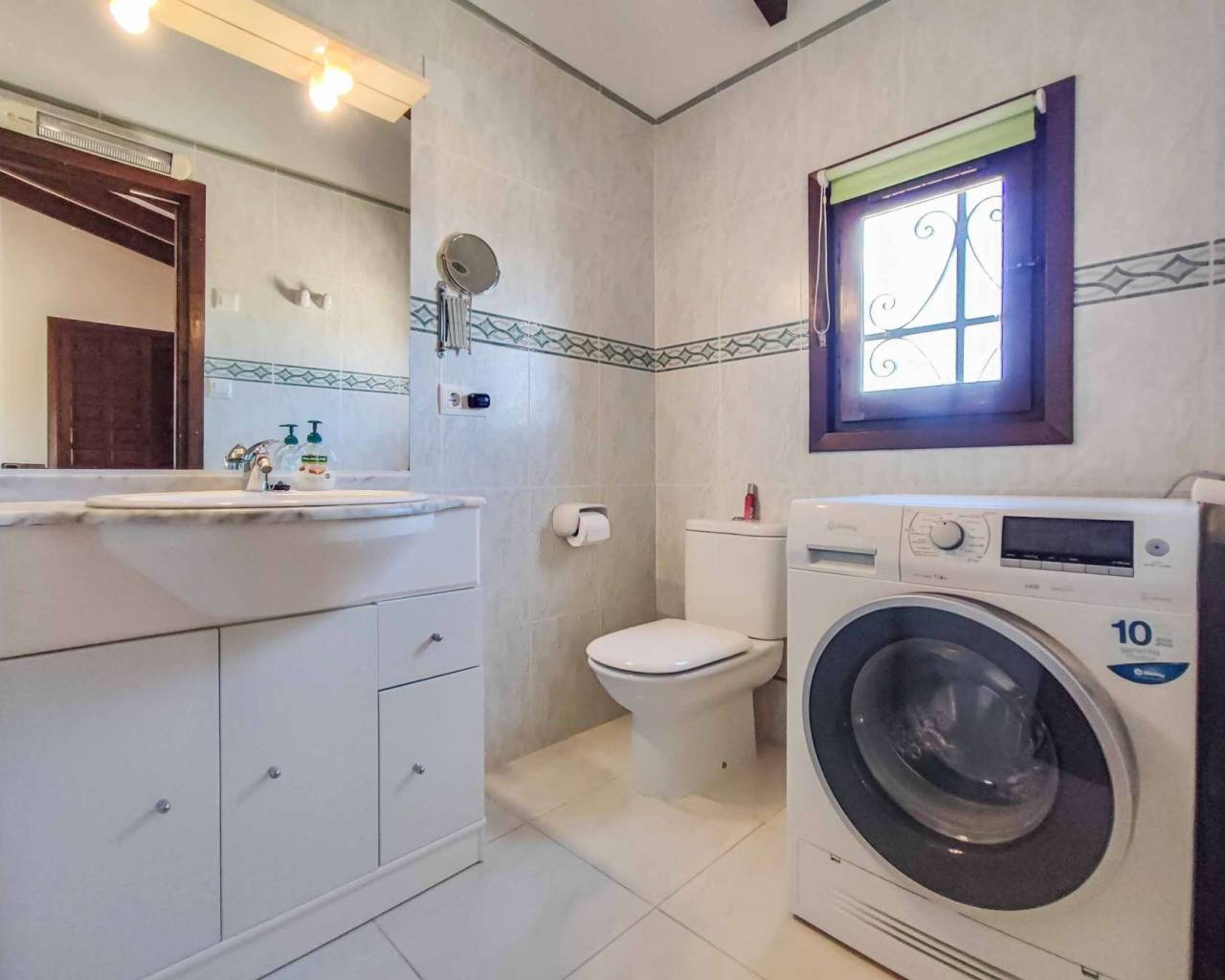 Vente - Villa individuelle - Benitachell