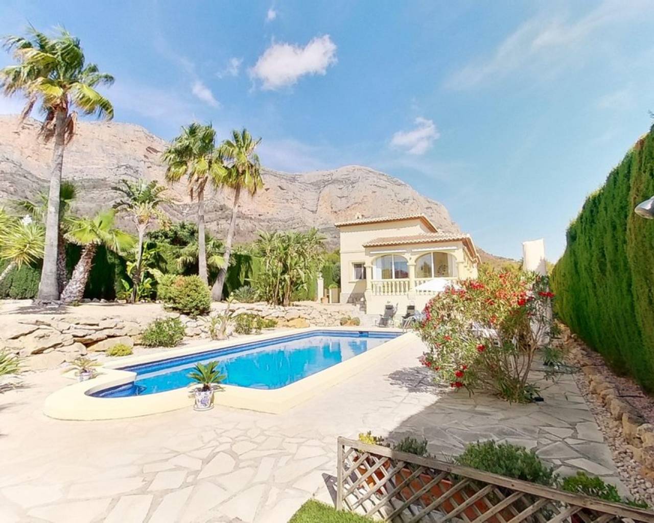 Vente - Villa individuelle - Javea