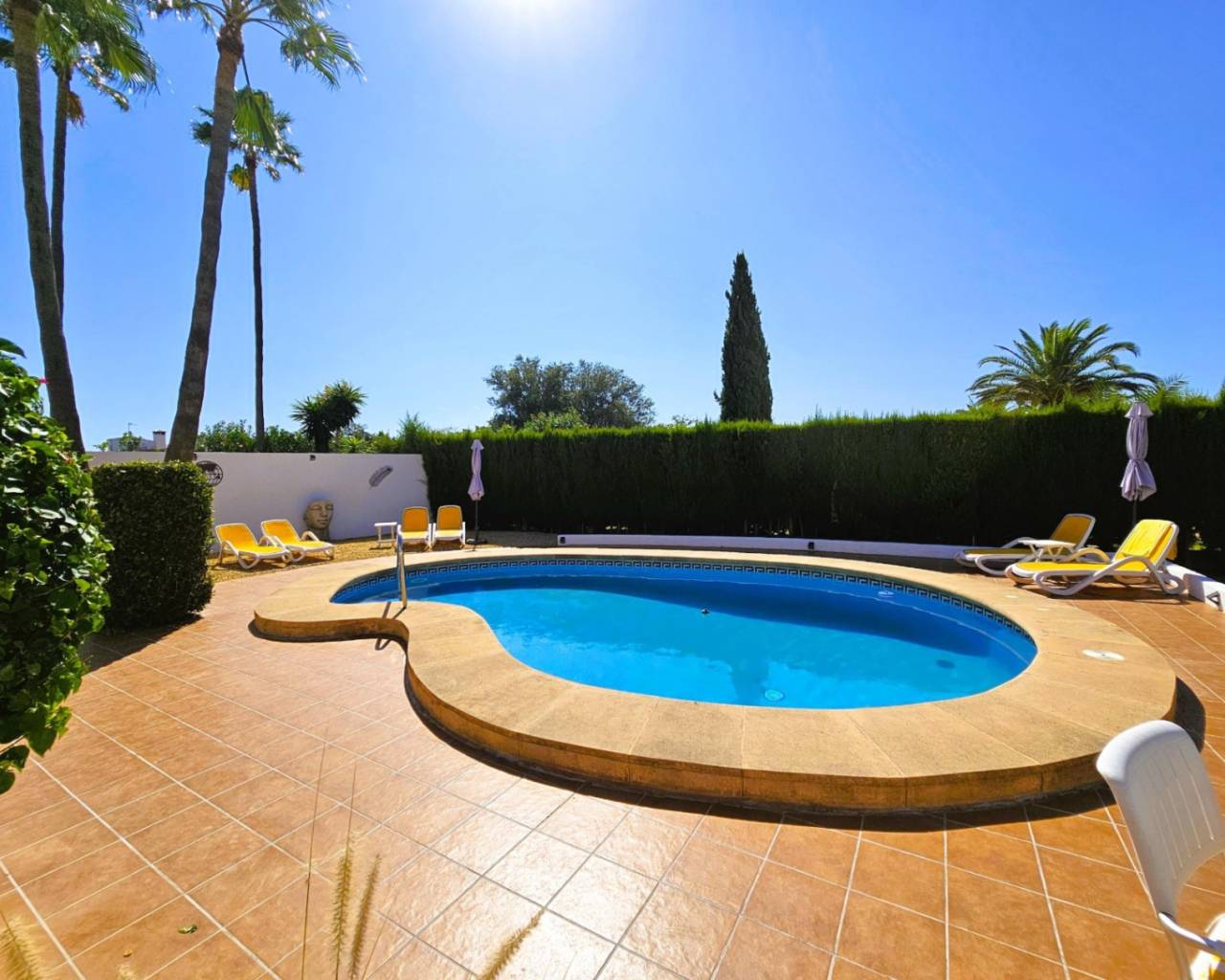Vente - Villa individuelle - Javea - El Montgo
